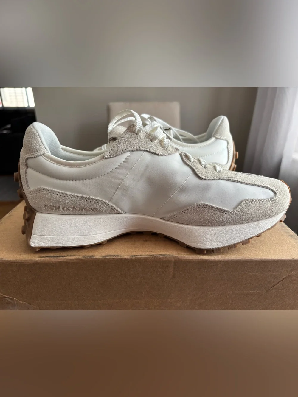 New Balance women sneakers